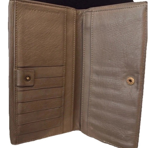Balenciaga Long Taupe Leather Bifold Wallet Clutch - Picture 10 of 10
